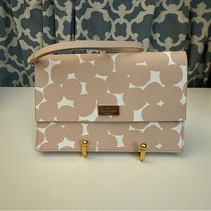 Kate Spade Mollie Putnam Drive Splodge Dot Wristlet - Pink and White